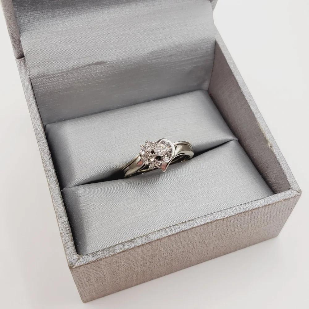 10k Solid White Gold Genuine Round & Baguette Diamond Heart Wedding Ring Set